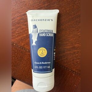 Mackenzie’s fisherman hands scrub